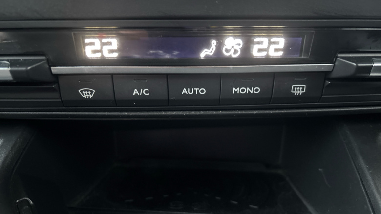 Vauxhall Combo Life 1.2 Turbo 130 Elite 5dr Auto Petrol Estate